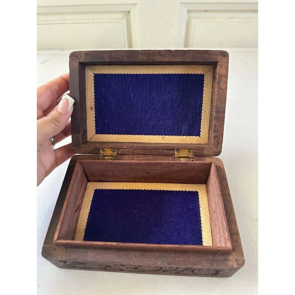 Vintage Hand Carved Inlaid Brass Accent Wooden Jewelry Trinket Keepsake Box